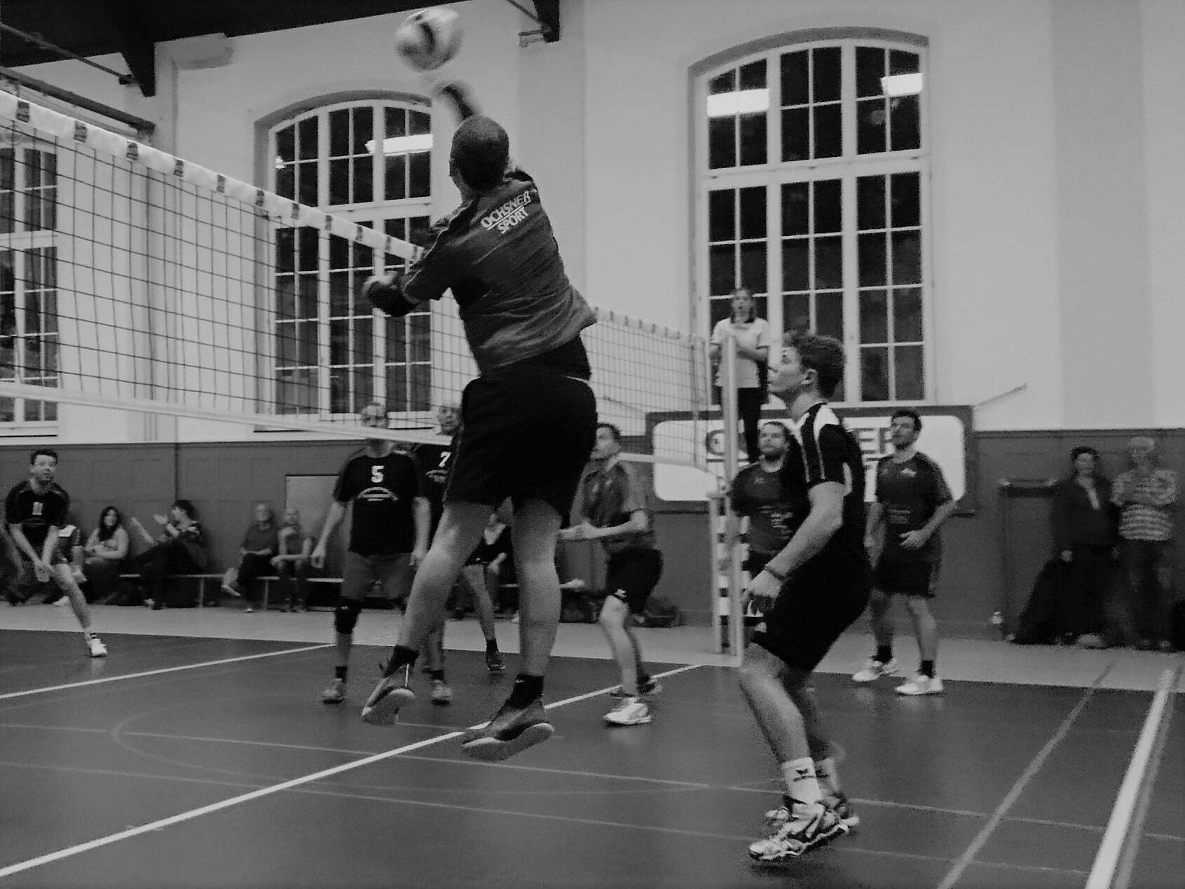 Herren 2 gewinnt hitziges 🔥 Spiel gegen VBC Arbon im Tie-Break